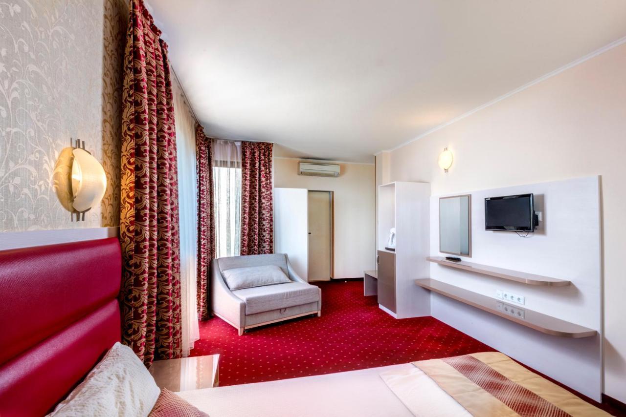 Hotel Capri Nesebar Exterior photo