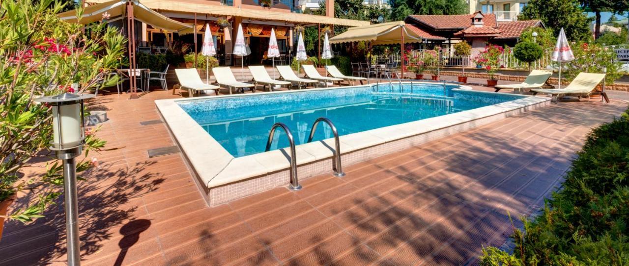 Hotel Capri Nesebar Exterior photo